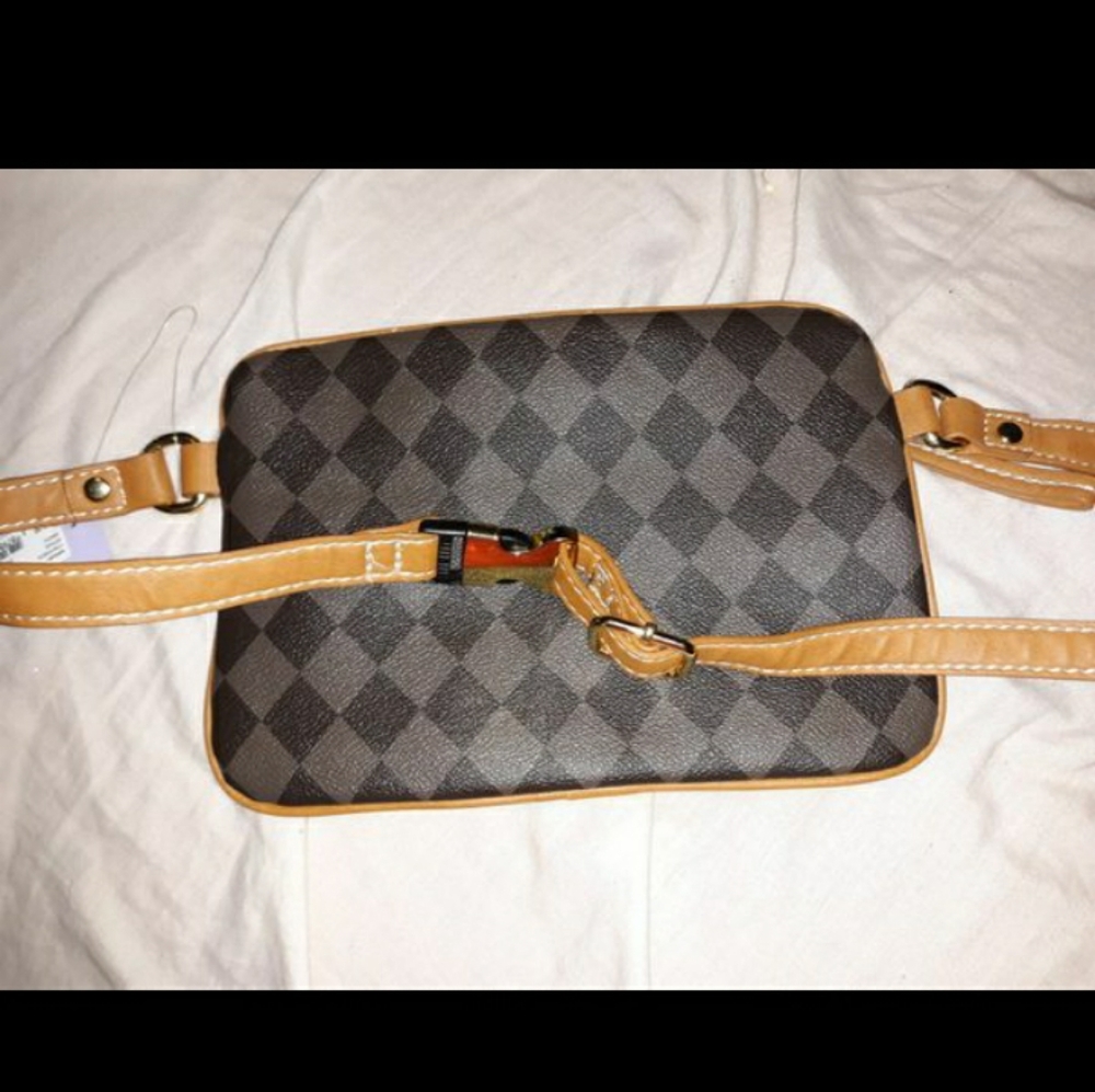 Marc Fisher fannie pack - Picture 2 of 4